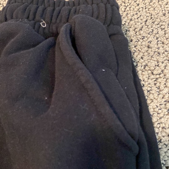 Bundle of 2 Wide Leg Distressed Black & Gray Sweatpants One Size in EUC - Picture 5 of 10